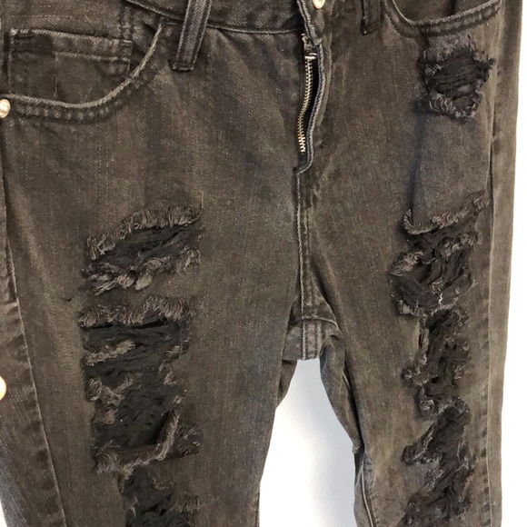 Abercrombie and Fitch size 26 destroyed denim jeans - Picture 3 of 5